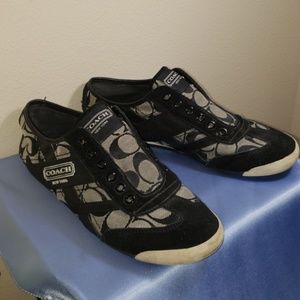 Coach| black and white | Tennis shoes | 8.5